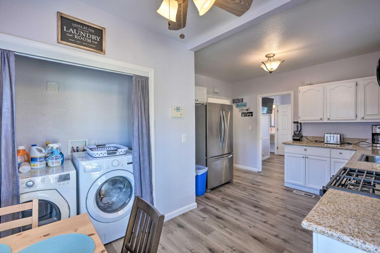 Pet-friendly About 5 To Downtown! Holiday home Sacramento