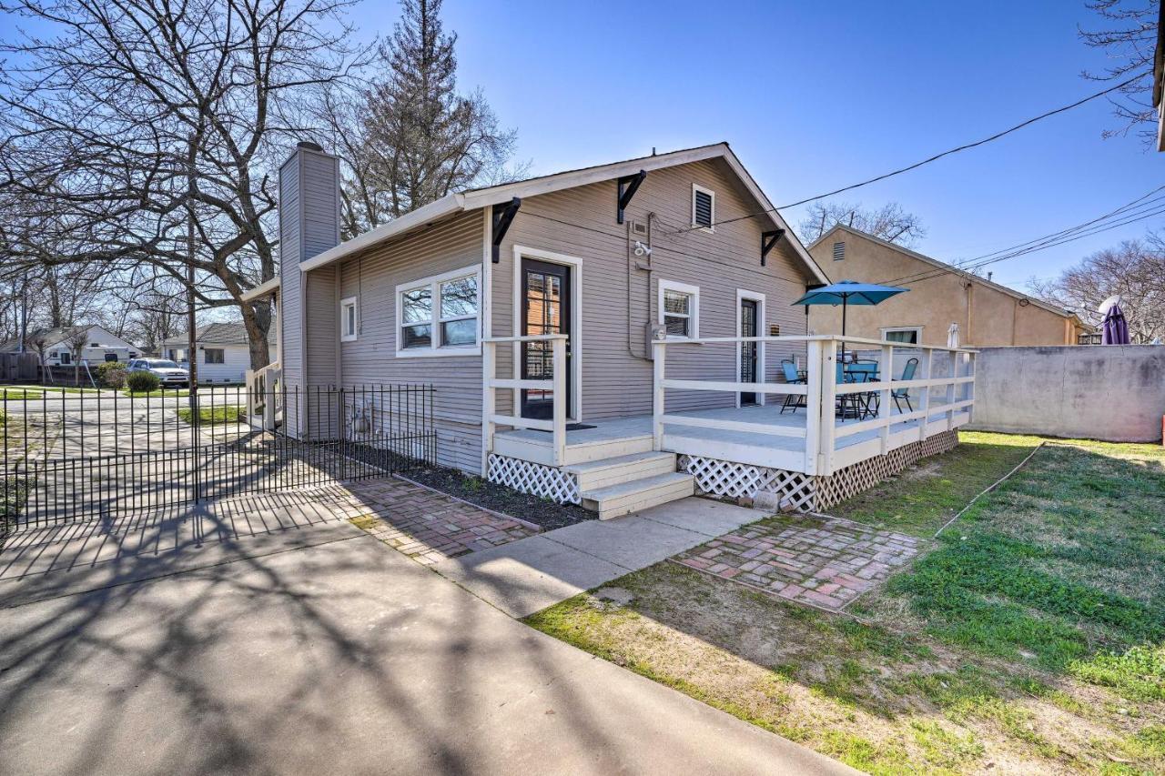 Holiday home Pet-friendly About 5 To Downtown!
