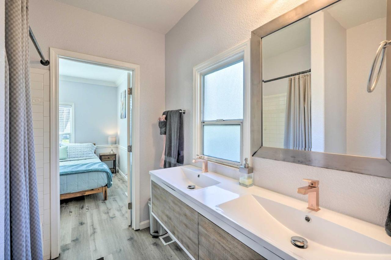 Pet-friendly About 5 To Downtown! Holiday home *